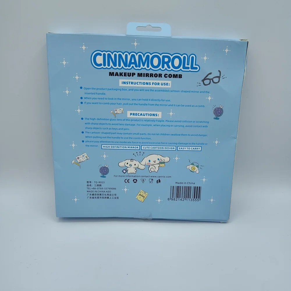 NIB Cinnamoroll Makeup Mirror And Comb Set